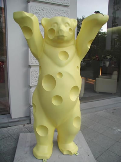 Swiss_Cheese_bear_400_533.jpg